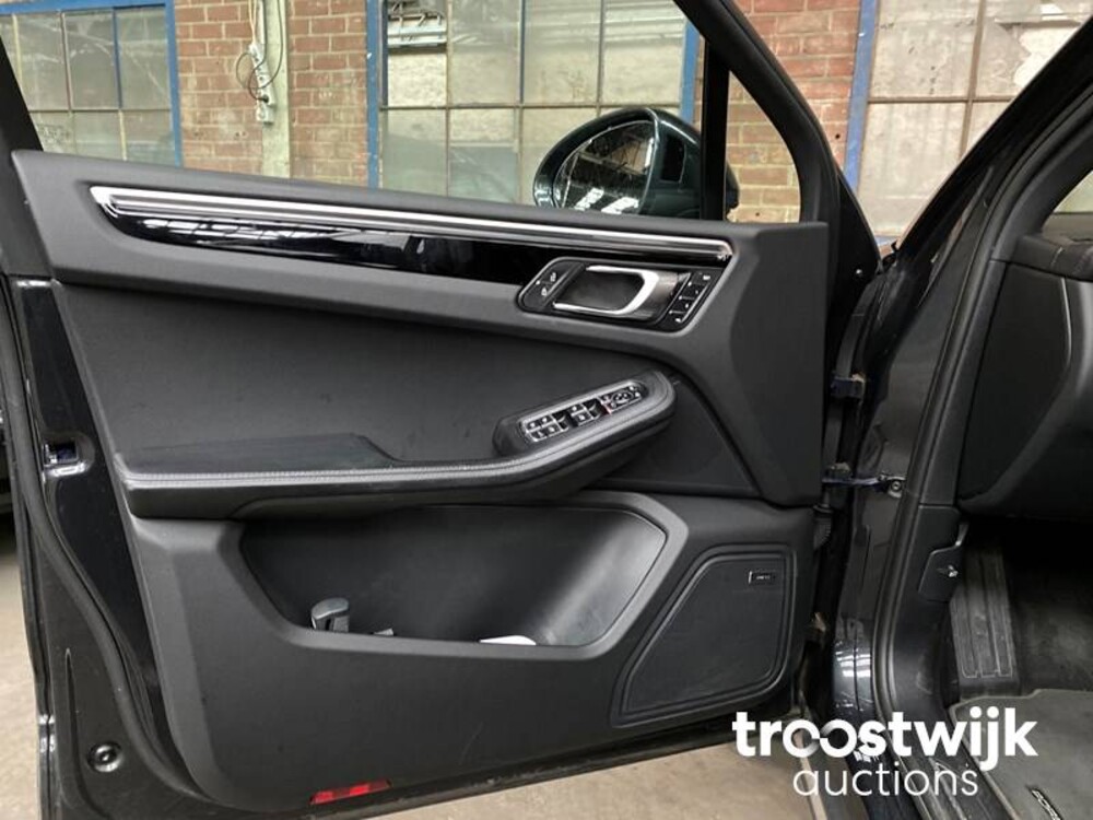 Porsche Macan S 3.0 V6 354pk 2020 Nieuw-Model, J-997-PD