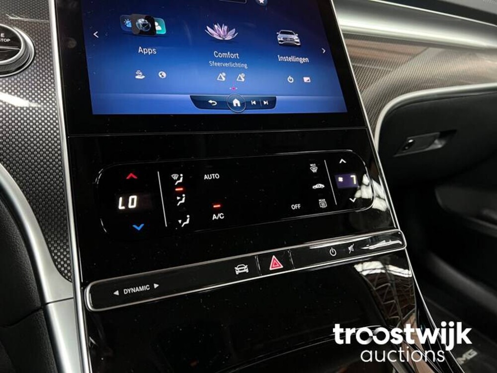 Mercedes-Benz C180 AMG Line Mild Hybrid Nieuw-Model 170pk 2022 -Fabrieksgarantie- C-Klasse, R-013-TS