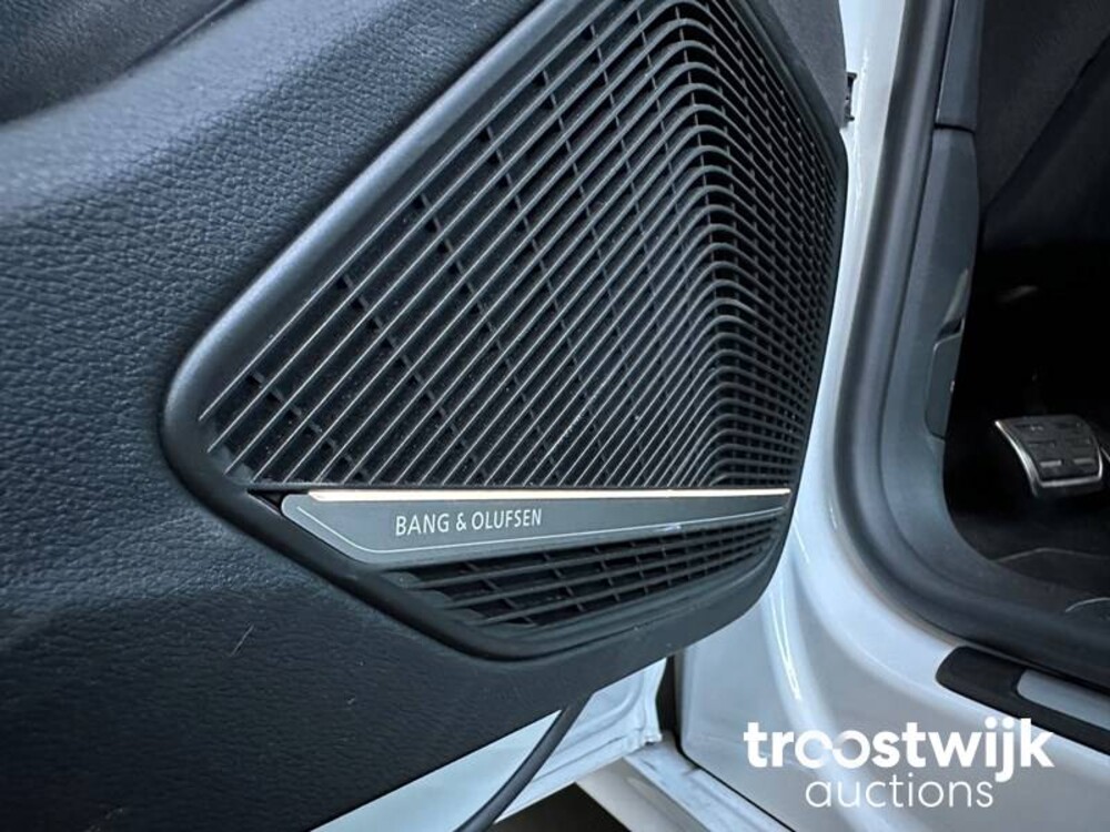 Audi A5 Cabriolet S-Line 45 TFSI Quattro Launch Edition Sport 245pk 2020, NL-Kenteken