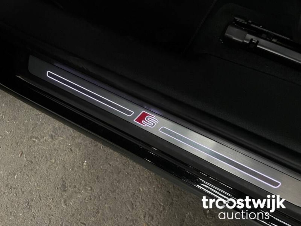 Audi Q3 S-Line 40TFSI Quattro 190pk 2019 -Orig. NL-, ZH-678-B