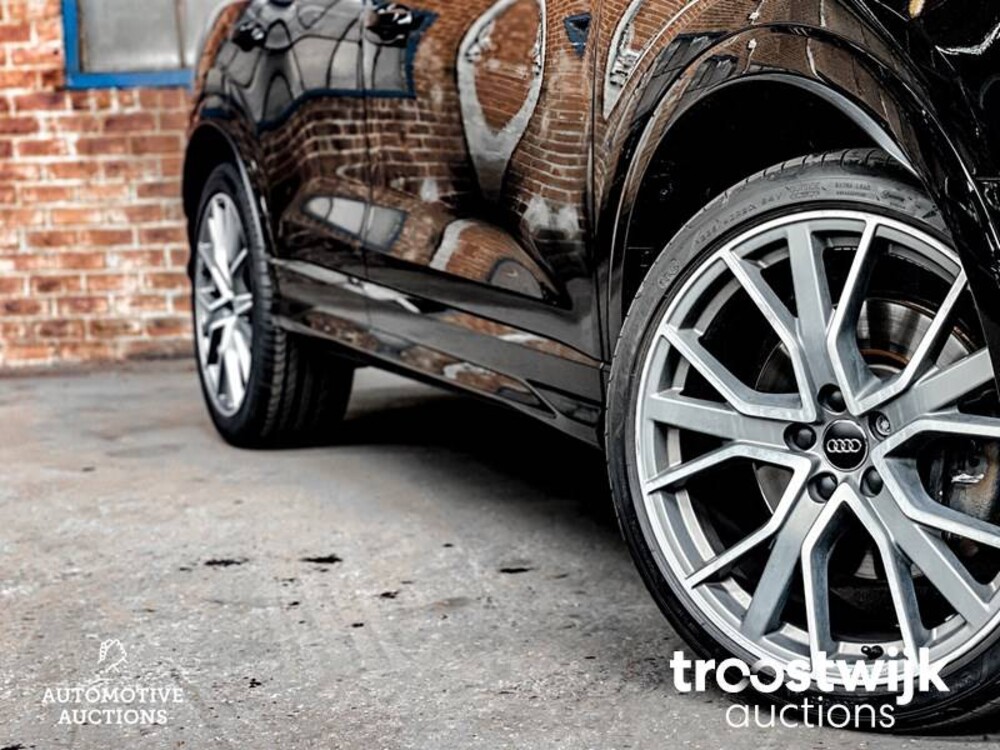 Audi Q3 S-Line 40TFSI Quattro 190pk 2019 -Orig. NL-, ZH-678-B