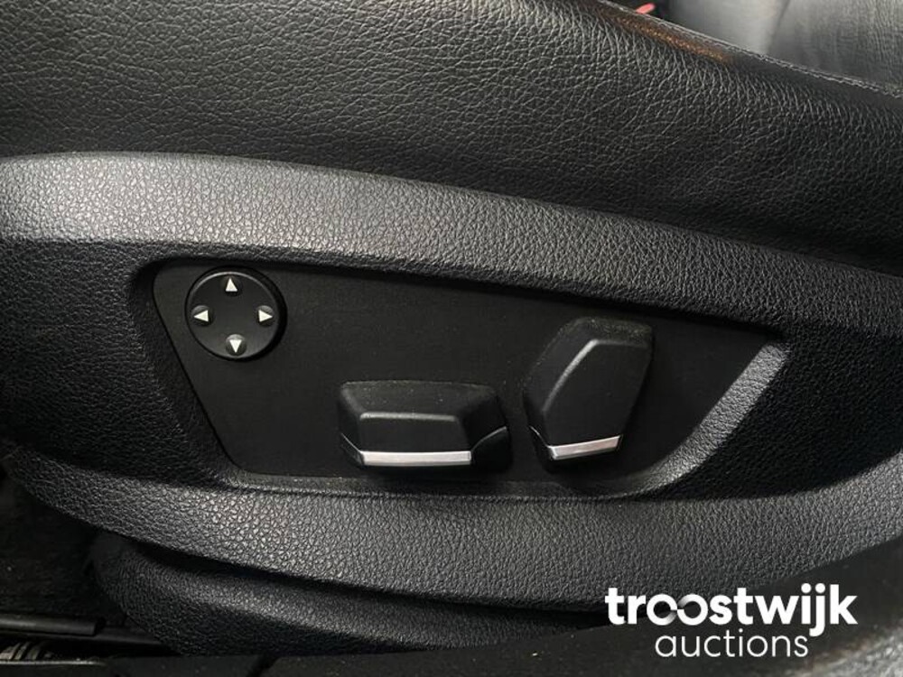 BMW ActiveHybrid 7 F04 4.4 V8 465pk 2010