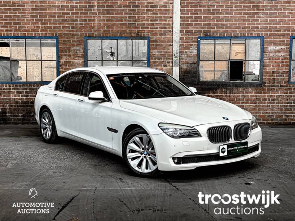 BMW ActiveHybrid 7 F04 4.4 V8 465pk 2010