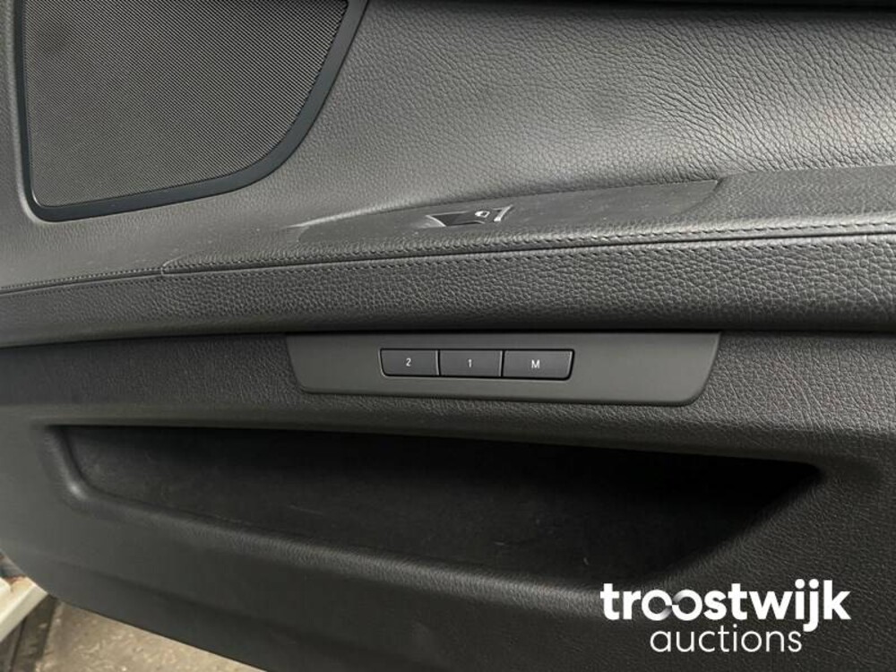 BMW ActiveHybrid 7 F04 4.4 V8 465pk 2010