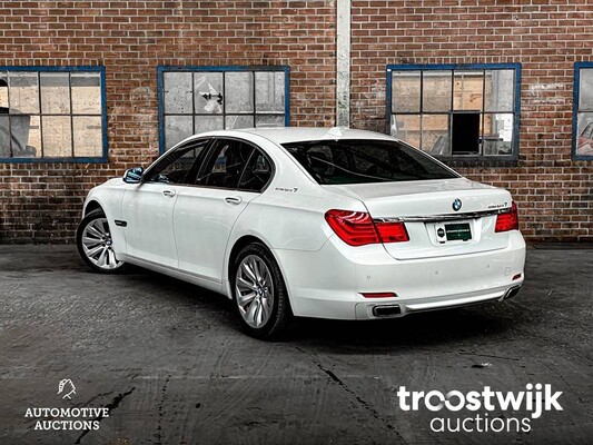 BMW ActiveHybrid 7 F04 4.4 V8 465pk 2010