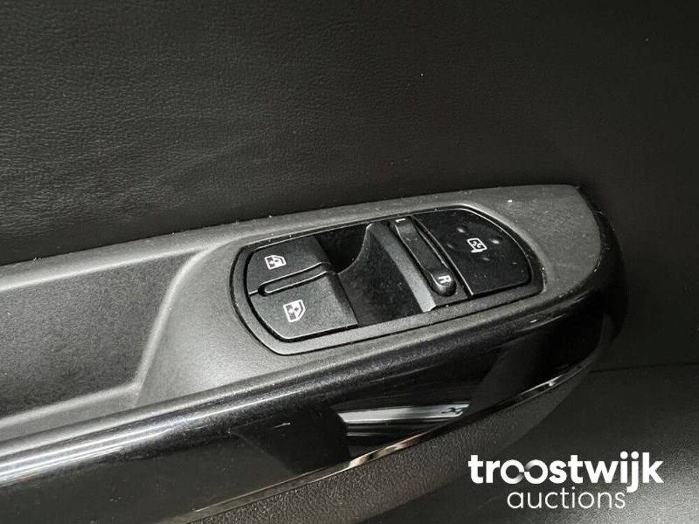 Opel Corsa 1.6 Turbo OPC 207pk 2015, P-368-TV