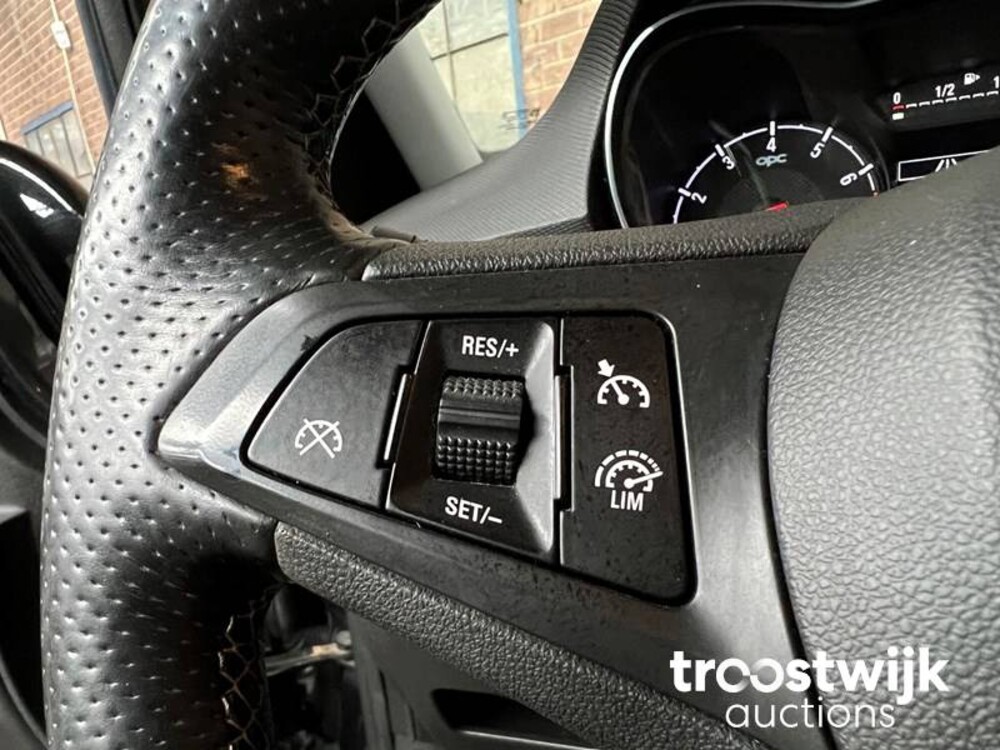Opel Corsa 1.6 Turbo OPC 207pk 2015, P-368-TV