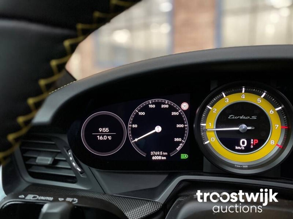 Porsche  911 Turbo S 992 650pk 2022 (Sport Design) (Sport Chrono) -Fabrieksgarantie-