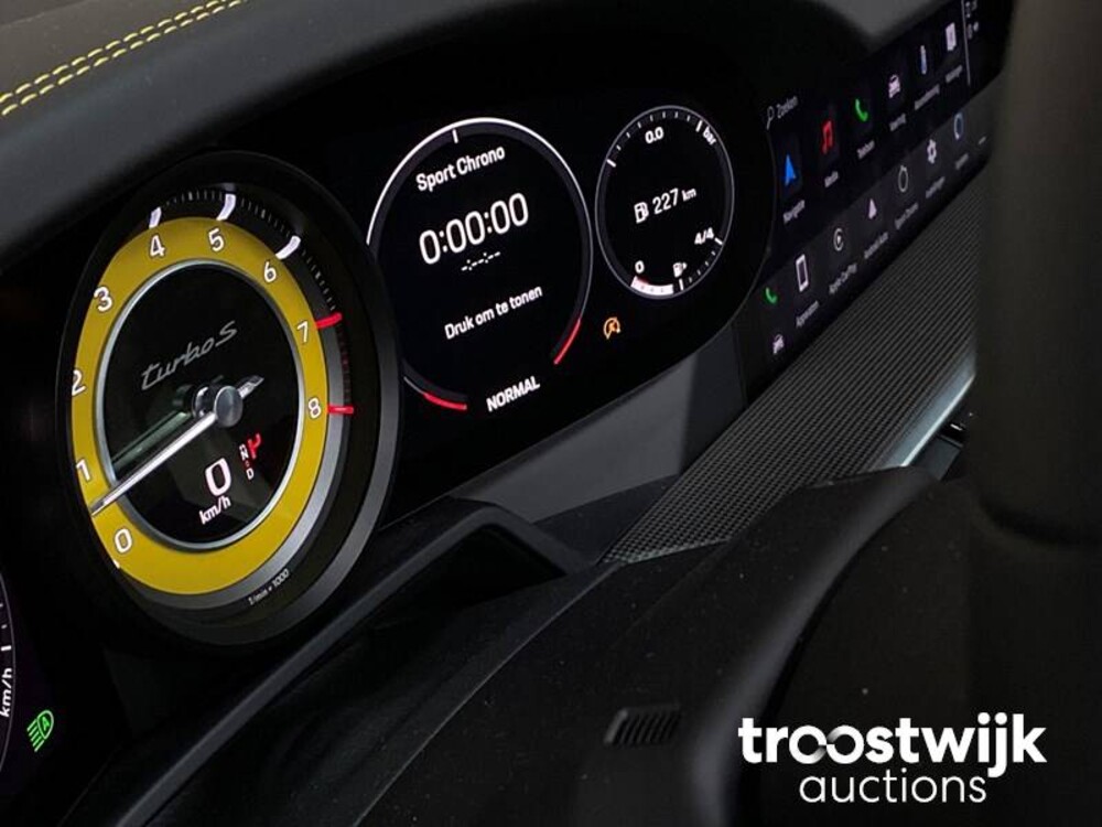 Porsche  911 Turbo S 992 650pk 2022 (Sport Design) (Sport Chrono) -Fabrieksgarantie-