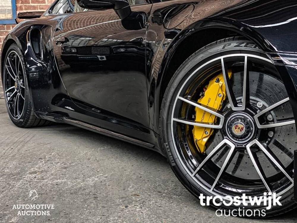 Porsche  911 Turbo S 992 650pk 2022 (Sport Design) (Sport Chrono) -Fabrieksgarantie-
