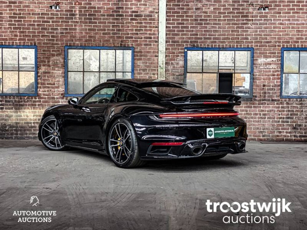 Porsche  911 Turbo S 992 650pk 2022 (Sport Design) (Sport Chrono) -Fabrieksgarantie-