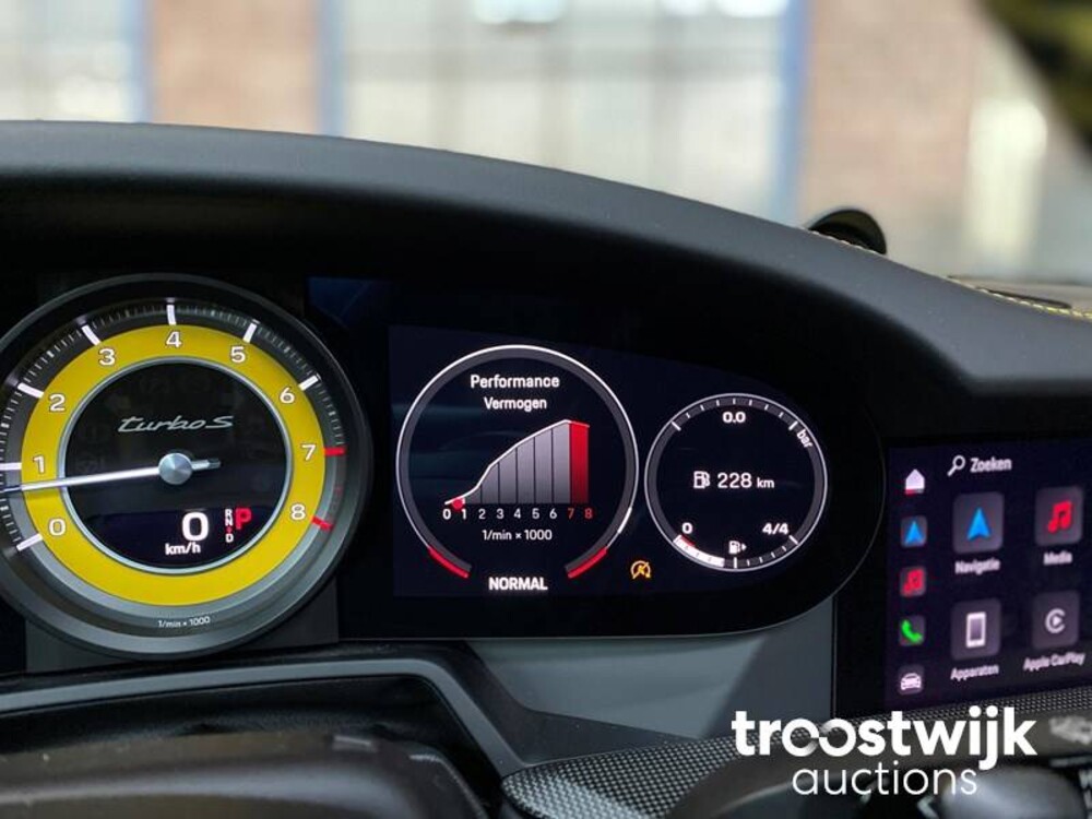 Porsche  911 Turbo S 992 650pk 2022 (Sport Design) (Sport Chrono) -Fabrieksgarantie-
