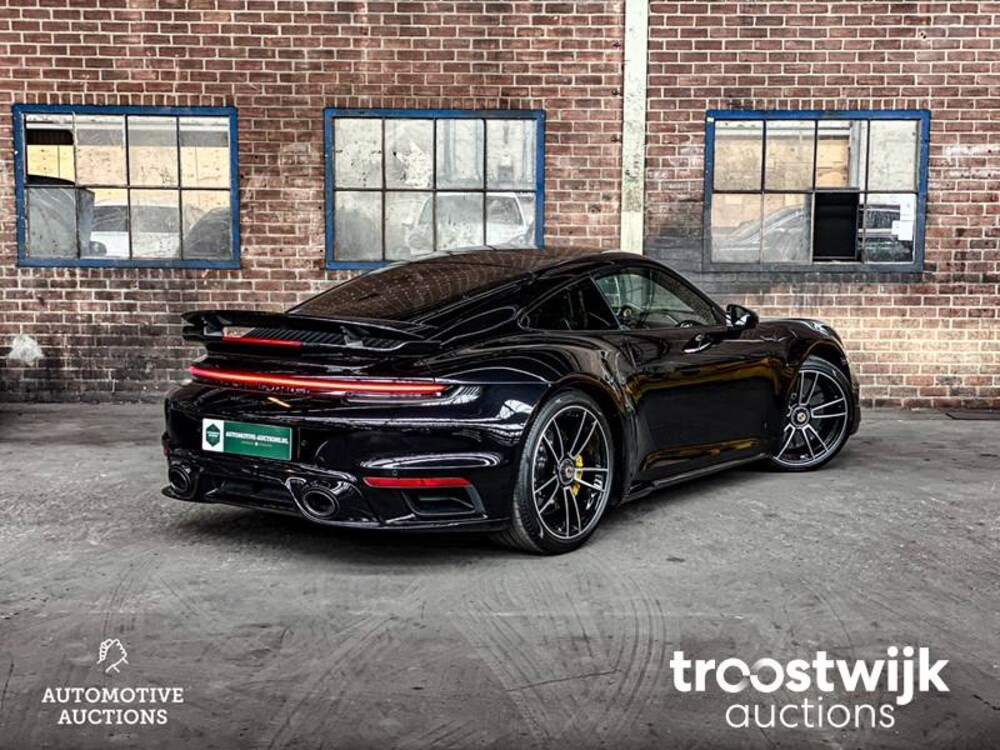Porsche  911 Turbo S 992 650pk 2022 (Sport Design) (Sport Chrono) -Fabrieksgarantie-