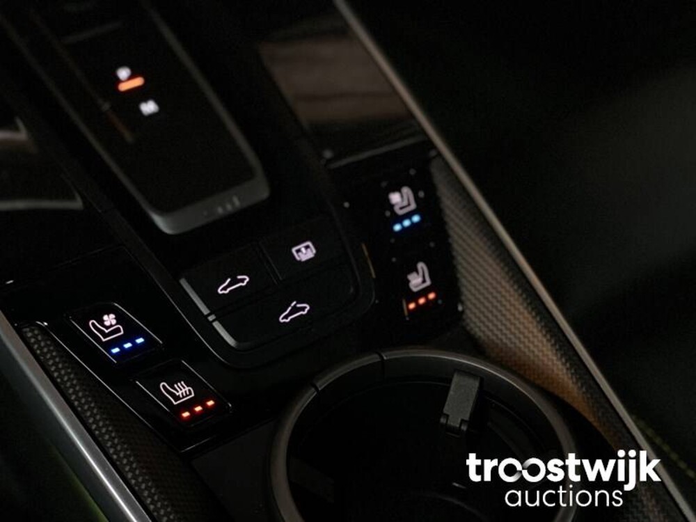 Porsche  911 Turbo S 992 650pk 2022 (Sport Design) (Sport Chrono) -Fabrieksgarantie-