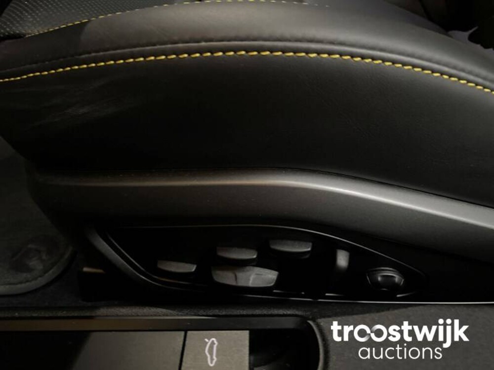 Porsche  911 Turbo S 992 650pk 2022 (Sport Design) (Sport Chrono) -Fabrieksgarantie-