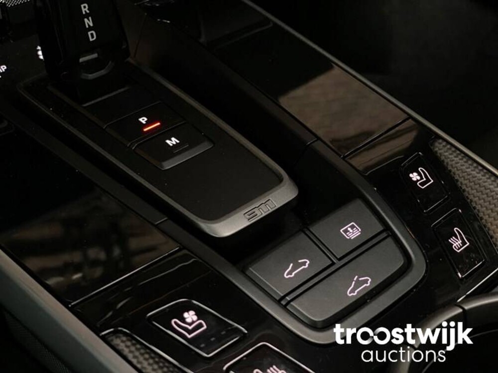 Porsche  911 Turbo S 992 650pk 2022 (Sport Design) (Sport Chrono) -Fabrieksgarantie-