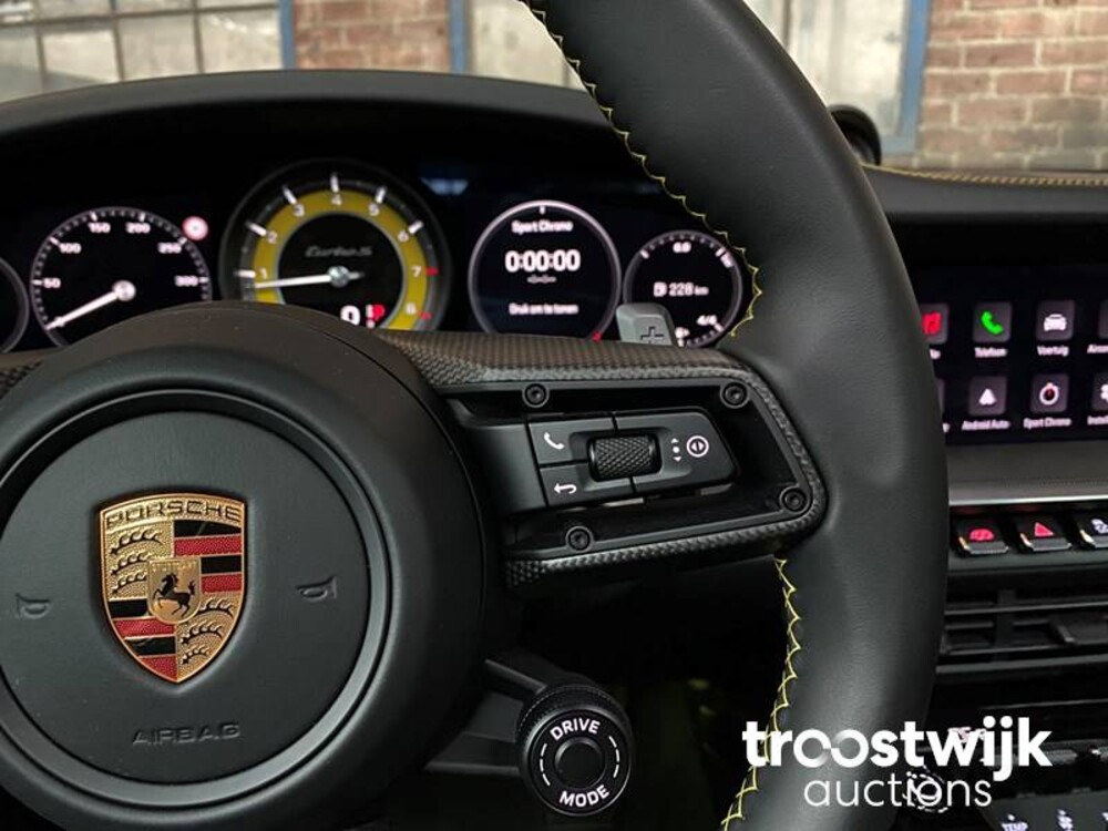 Porsche  911 Turbo S 992 650pk 2022 (Sport Design) (Sport Chrono) -Fabrieksgarantie-
