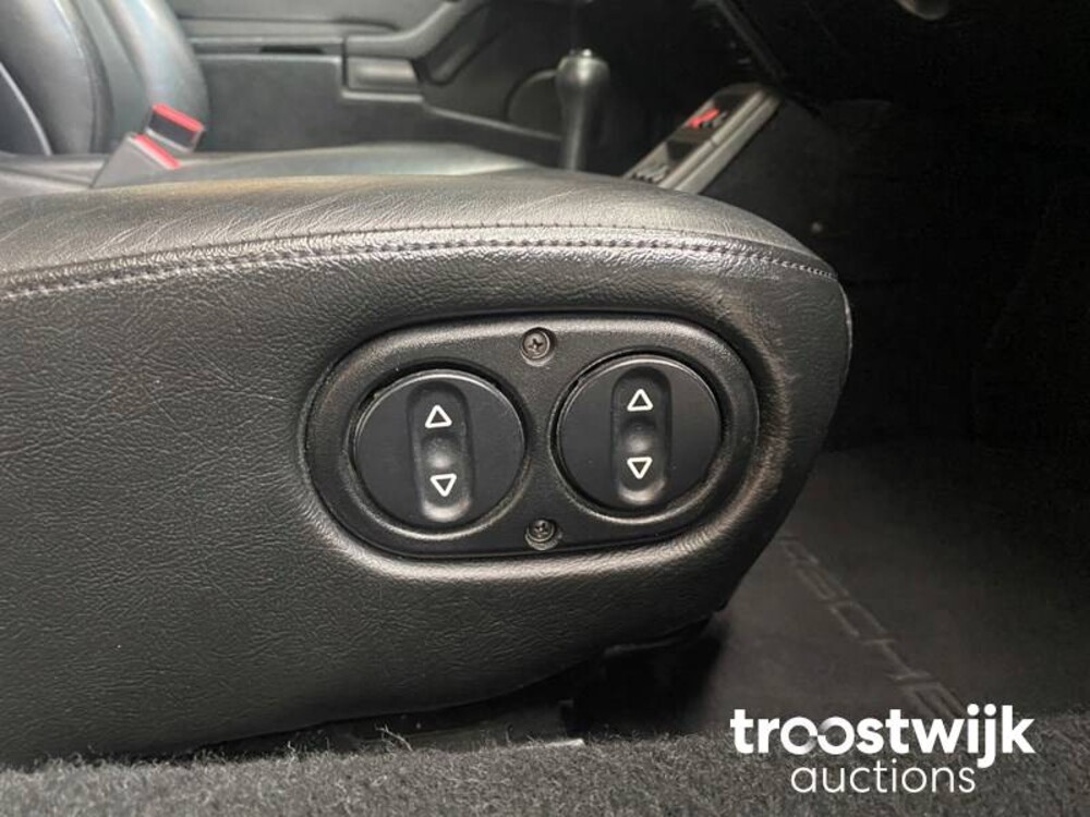 Porsche 911 993 Carrera 2 Varioram 285pk 1996 -Youngtimer-