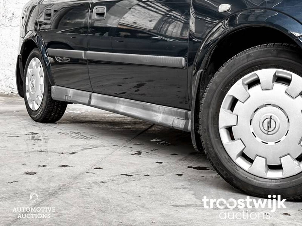 Opel Astra 1.6 GL 84pk 2002 -Orig. NL-, 11-JP-BT