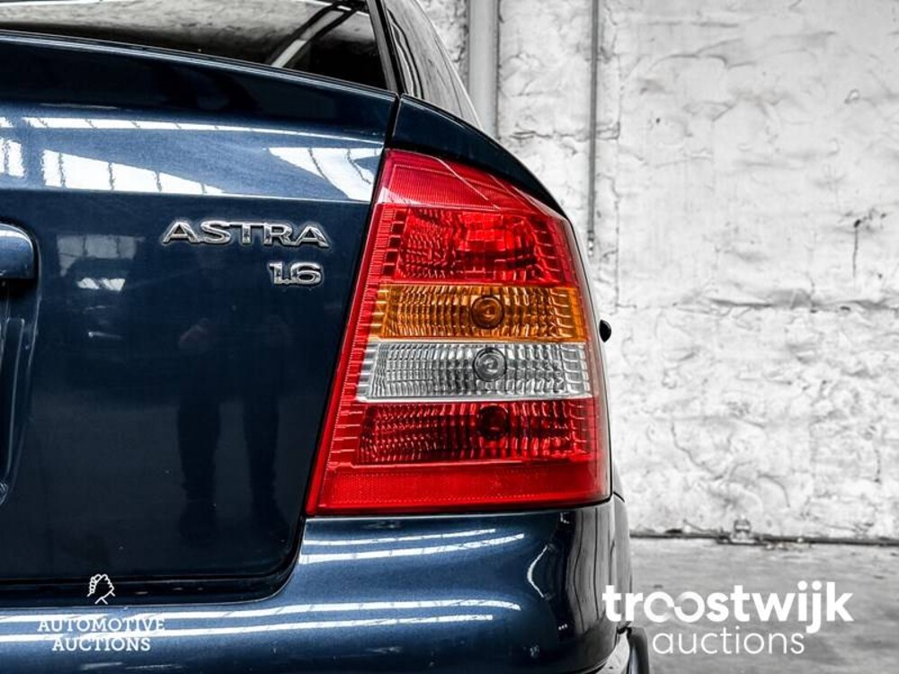 Opel Astra 1.6 GL 84pk 2002 -Orig. NL-, 11-JP-BT
