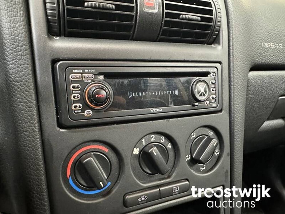 Opel Astra 1.6 GL 84pk 2002 -Orig. NL-, 11-JP-BT