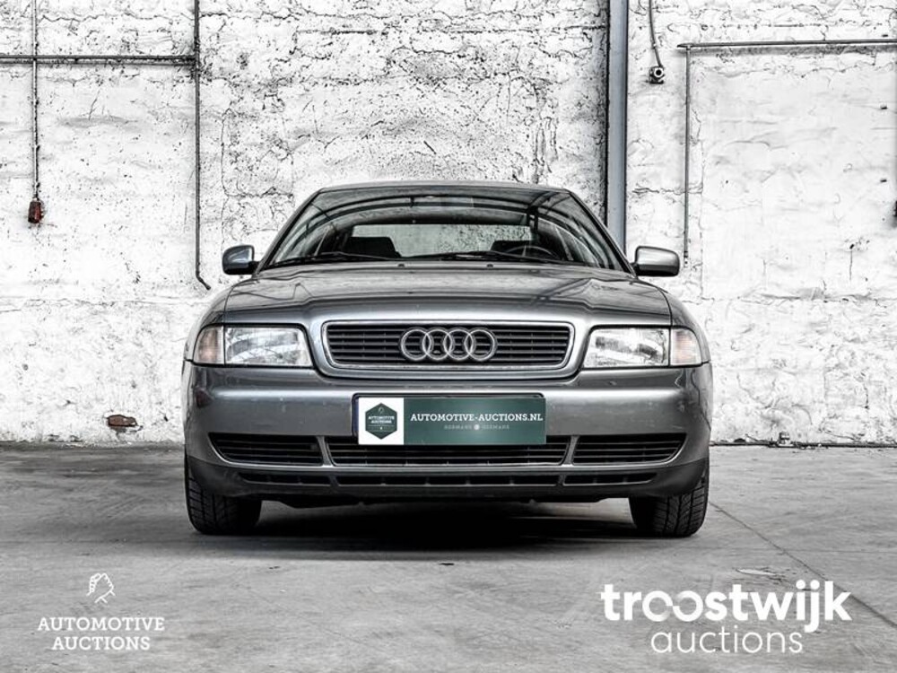 Audi A4 Limousine 1.9 DI Advance 75pk 1999 -Orig. NL-, XN-DS-48