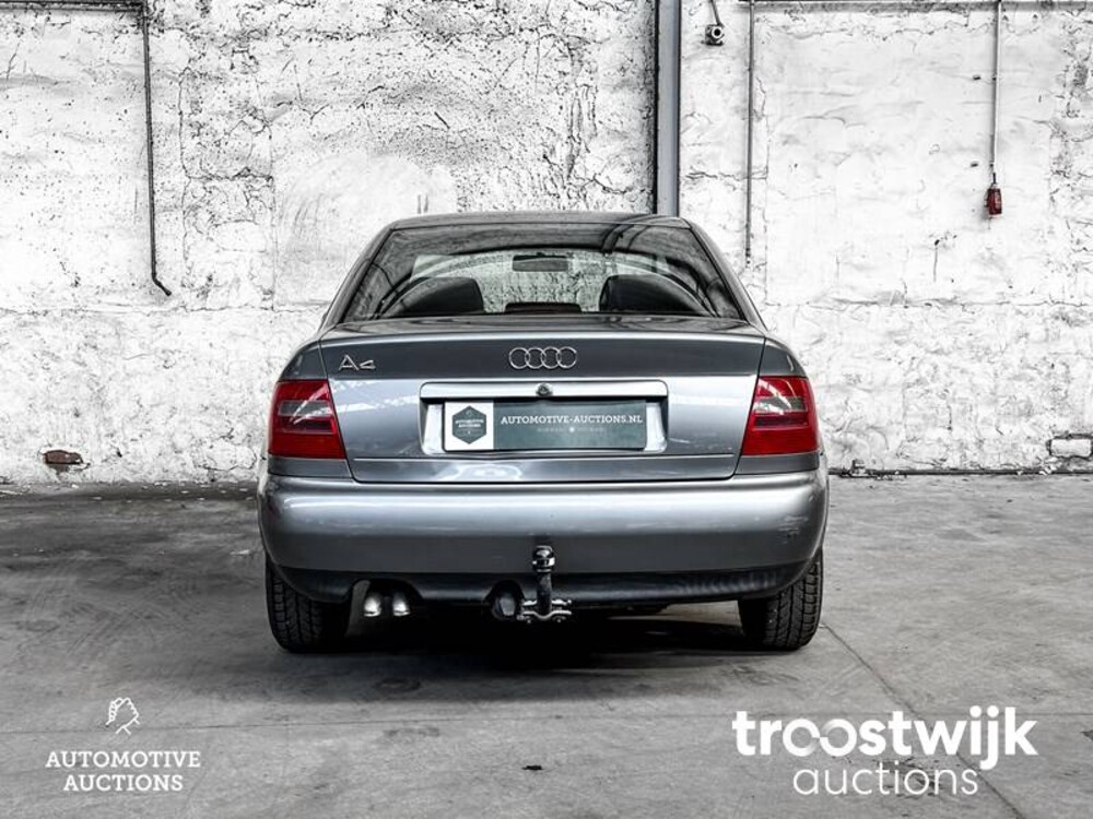 Audi A4 Limousine 1.9 DI Advance 75pk 1999 -Orig. NL-, XN-DS-48