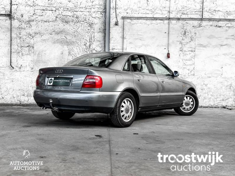 Audi A4 Limousine 1.9 DI Advance 75pk 1999 -Orig. NL-, XN-DS-48