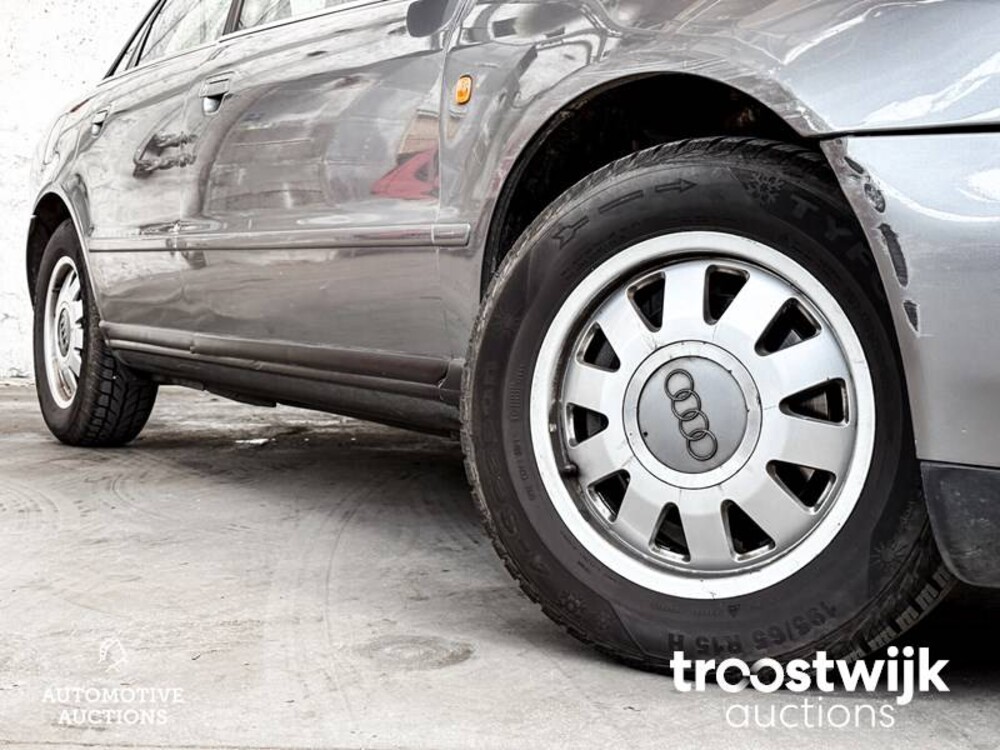 Audi A4 Limousine 1.9 DI Advance 75pk 1999 -Orig. NL-, XN-DS-48