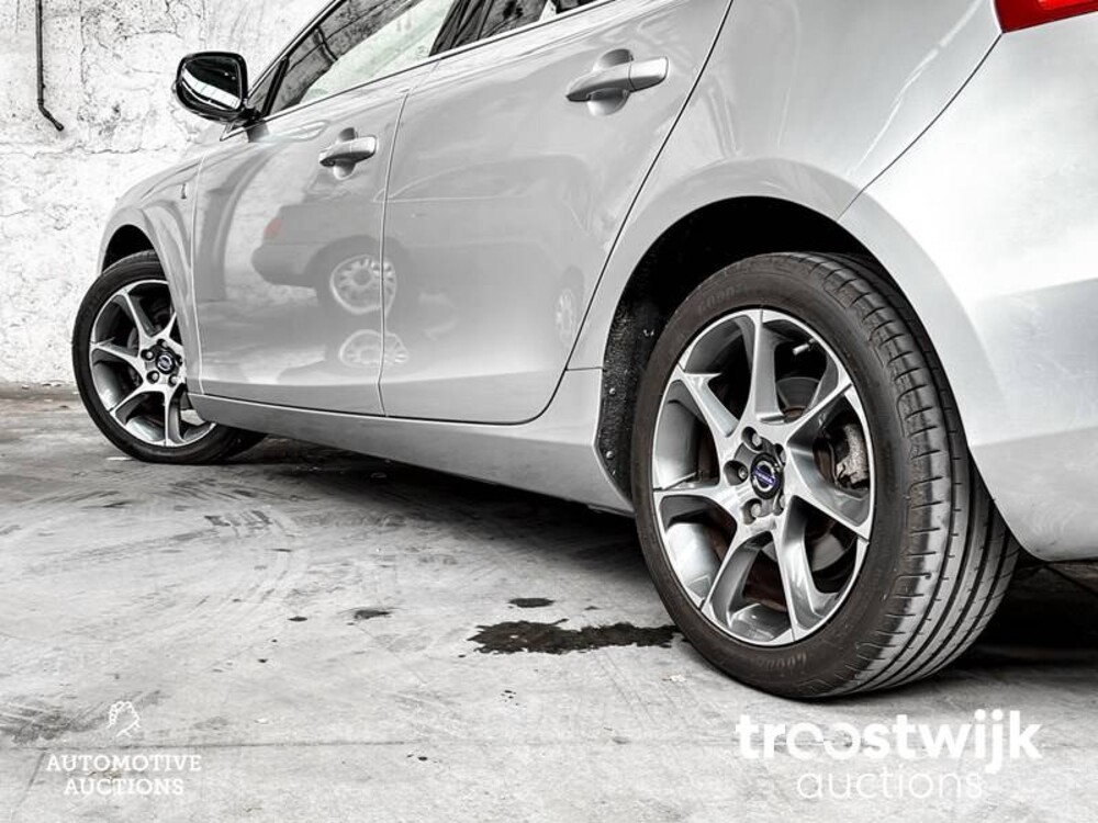 Volvo 1.6 D2 Ocean Race 114pk 2014, NH-073-J