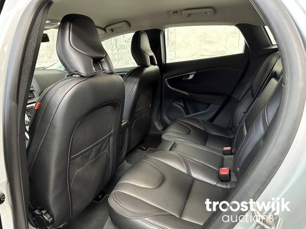 Volvo 1.6 D2 Ocean Race 114pk 2014, NH-073-J