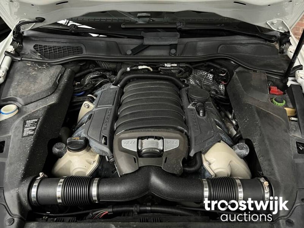Porsche Cayenne GTS 4.8 V8  420pk 2013