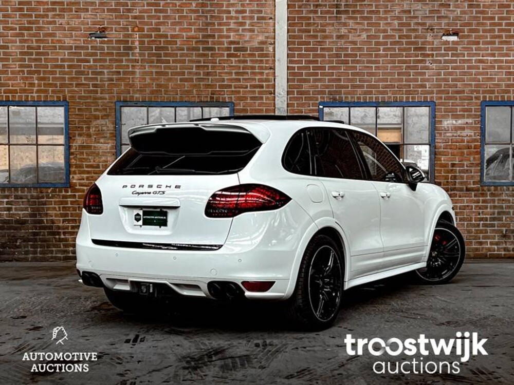 Porsche Cayenne GTS 4.8 V8  420pk 2013