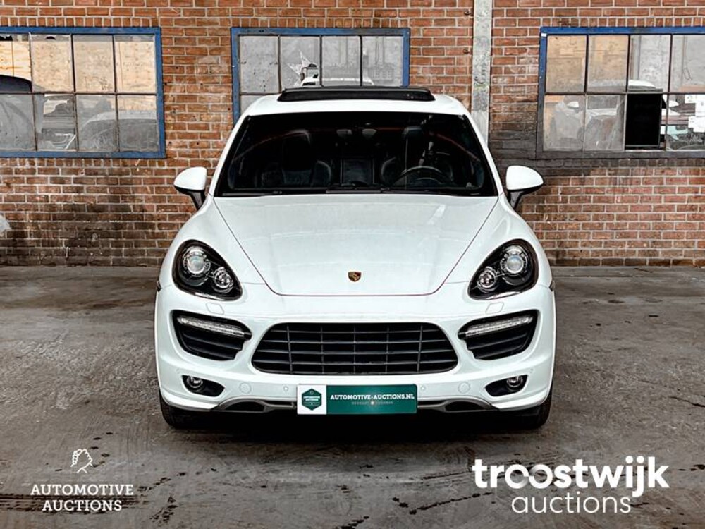 Porsche Cayenne GTS 4.8 V8  420pk 2013