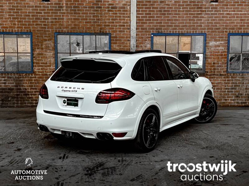 Porsche Cayenne GTS 4.8 V8  420pk 2013