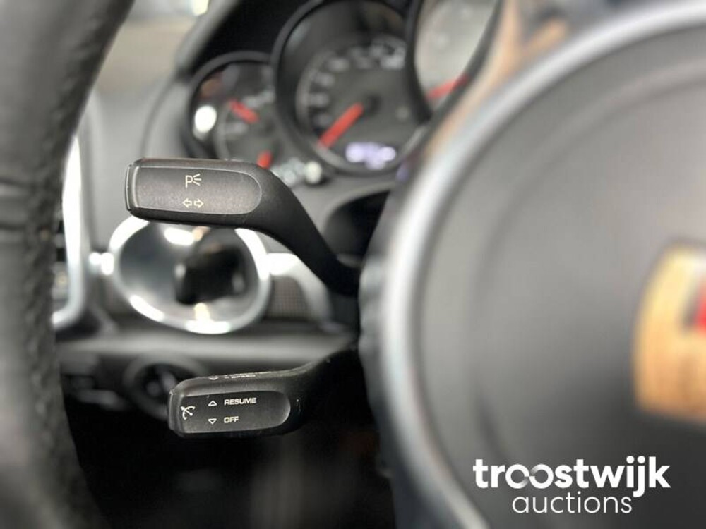 Porsche Cayenne GTS 4.8 V8  420pk 2013