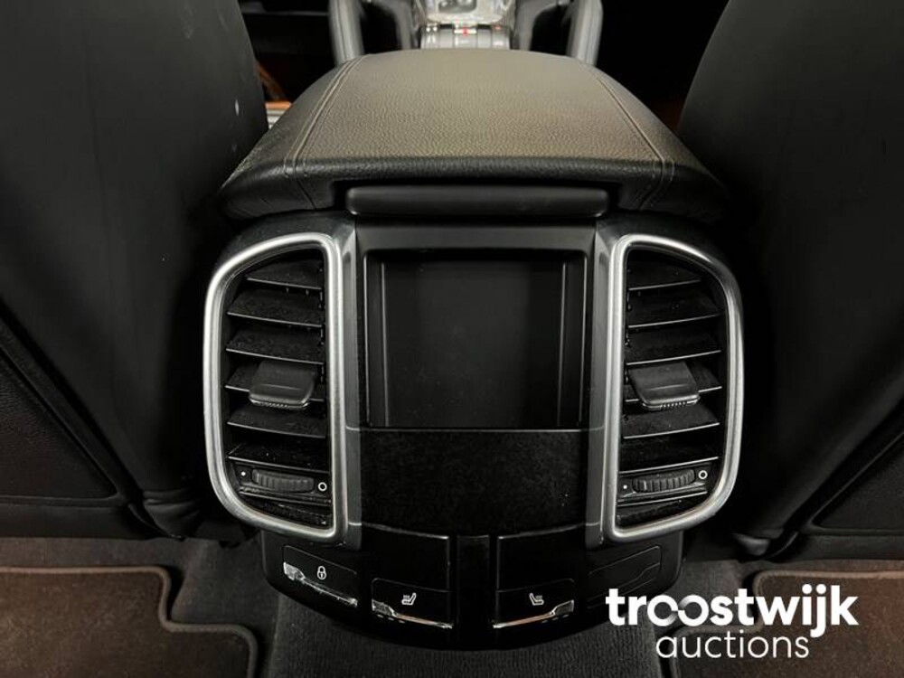 Porsche Cayenne GTS 4.8 V8  420pk 2013