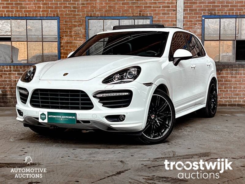 Porsche Cayenne GTS 4.8 V8  420pk 2013