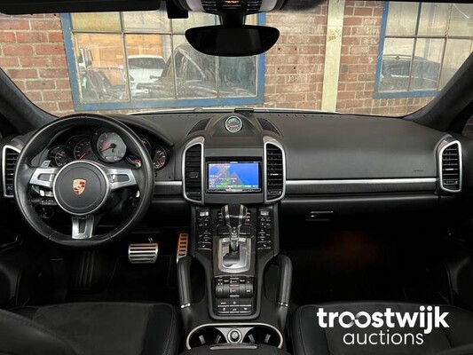 Porsche Cayenne GTS 4.8 V8  420pk 2013 