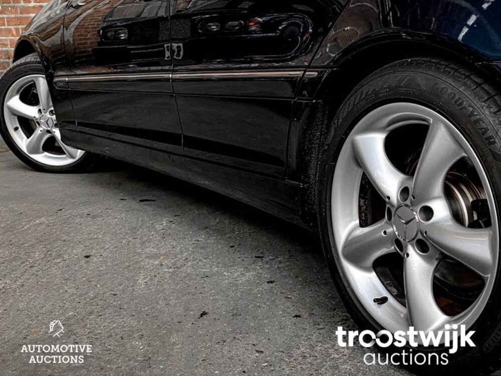 Mercedes-Benz Combi 200 K. Classic 163pk 2004, ZT-830-L