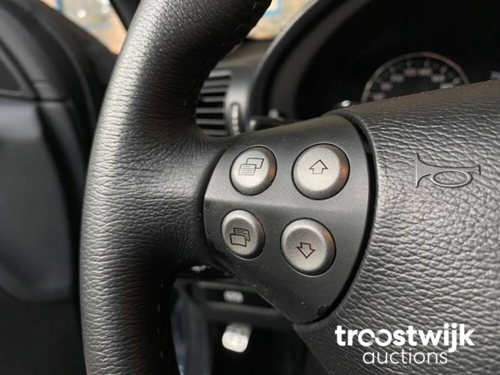 Mercedes-Benz Combi 200 K. Classic 163pk 2004, ZT-830-L