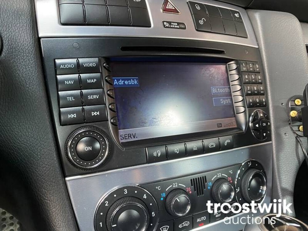 Mercedes-Benz Combi 200 K. Classic 163pk 2004, ZT-830-L