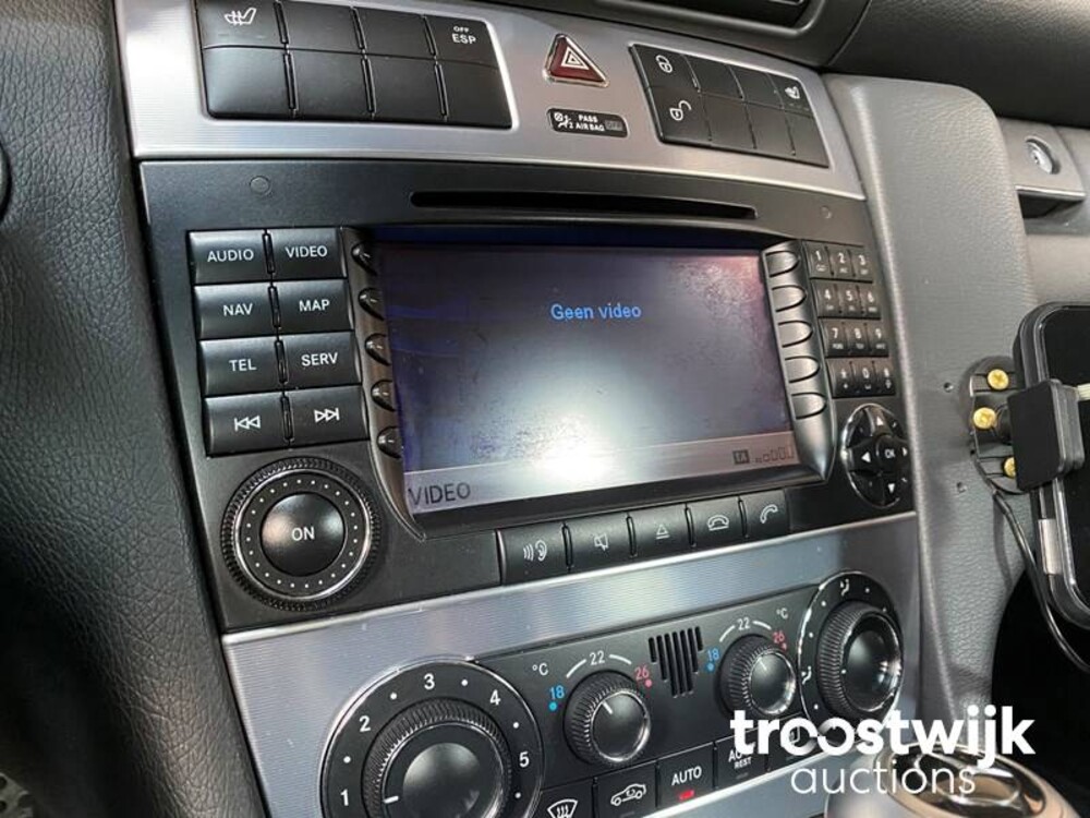 Mercedes-Benz Combi 200 K. Classic 163pk 2004, ZT-830-L