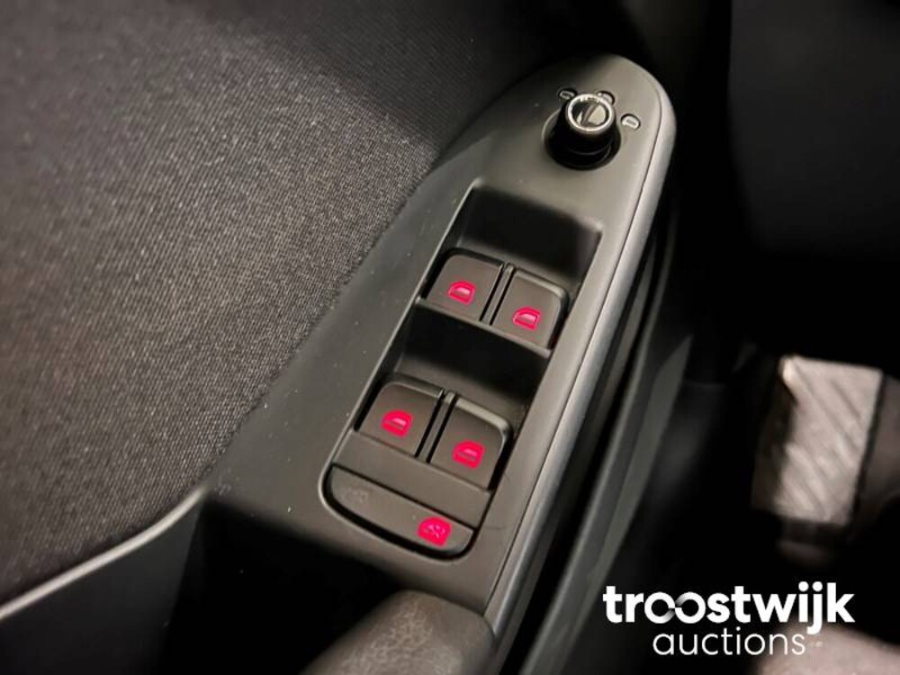 Audi A4 Avant 2.0 TFSI Pro Line Business 179pk 2011 -Orig. NL-, 49-PZH-3