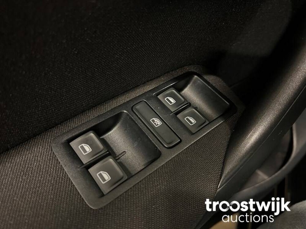 Volkswagen Polo 1.2 TSI Comfortline Facelift 90pk 2015 -Orig. NL-, 2-ZKN-18