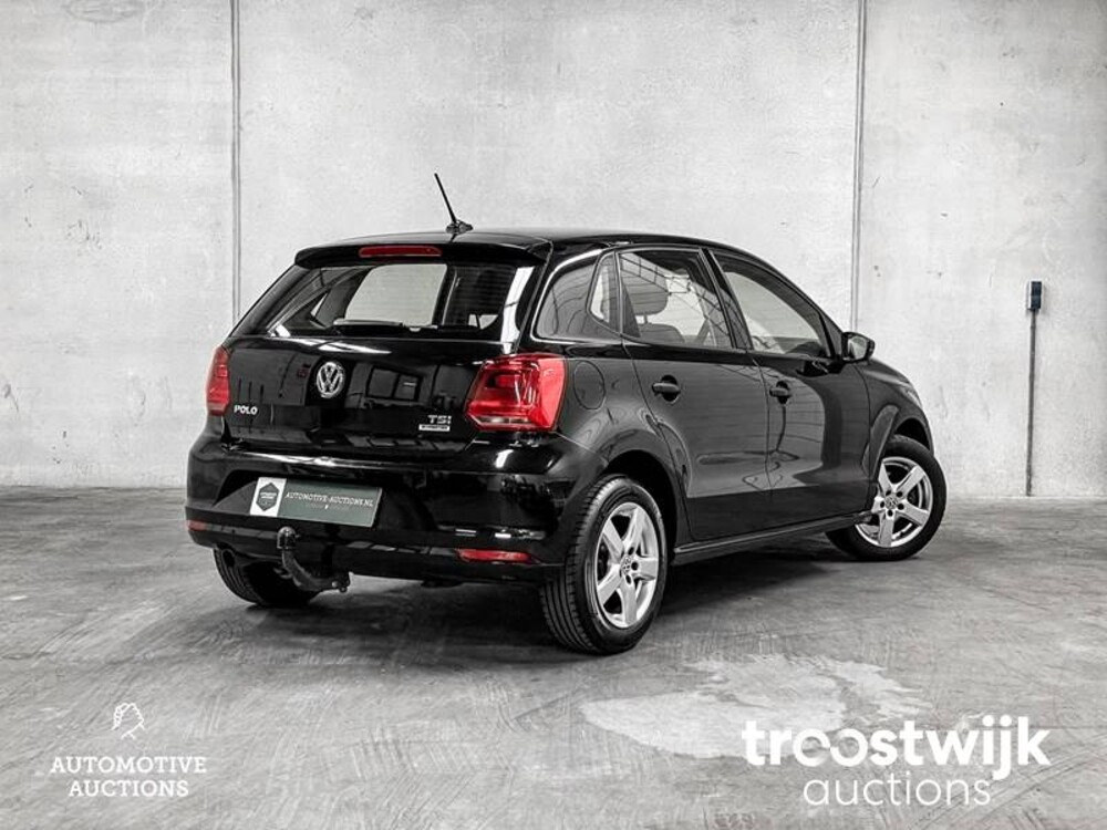 Volkswagen Polo 1.2 TSI Comfortline Facelift 90pk 2015 -Orig. NL-, 2-ZKN-18