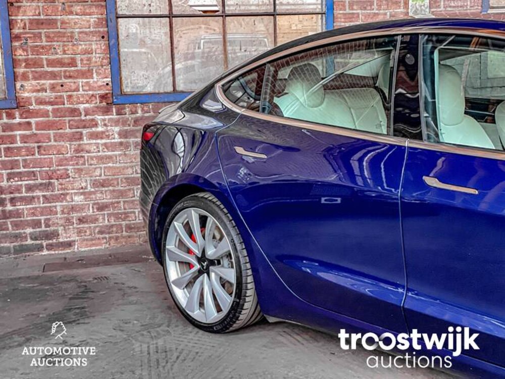 Tesla Model 3 Performance AWD Dual-Motor Dual-Motor 473pk 2019, ZL-538-T -Fabrieksgarantie-
