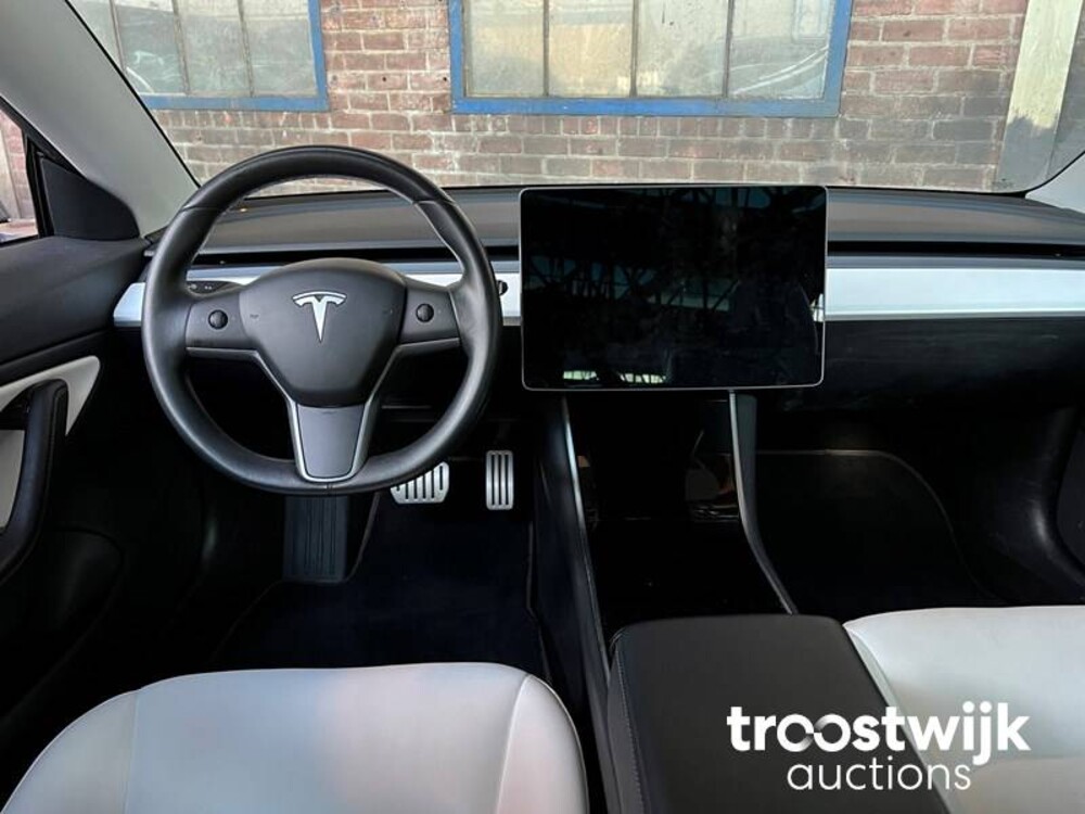Tesla Model 3 Performance AWD Dual-Motor Dual-Motor 473pk 2019, ZL-538-T -Fabrieksgarantie-