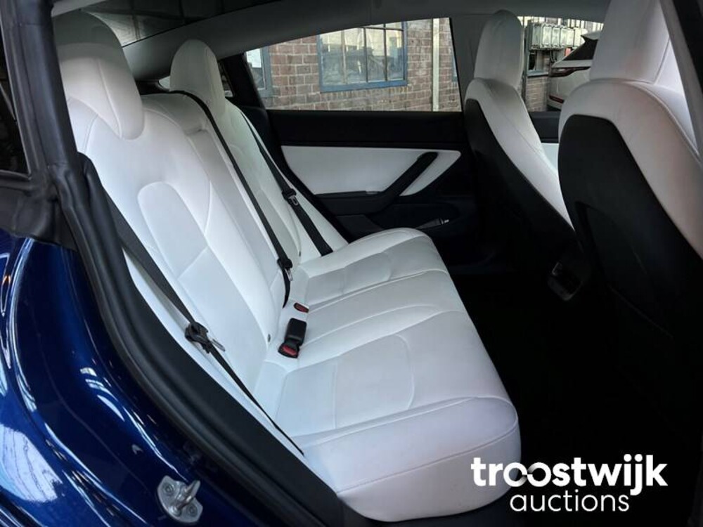 Tesla Model 3 Performance AWD Dual-Motor Dual-Motor 473pk 2019, ZL-538-T -Fabrieksgarantie-