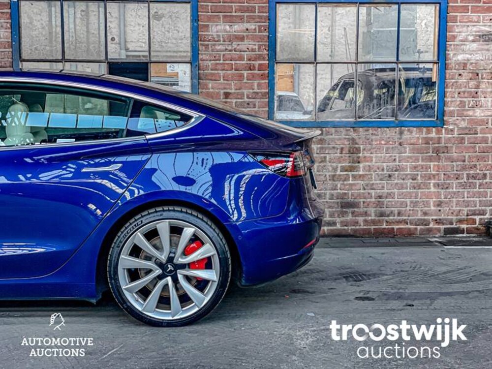 Tesla Model 3 Performance AWD Dual-Motor Dual-Motor 473pk 2019, ZL-538-T -Fabrieksgarantie-